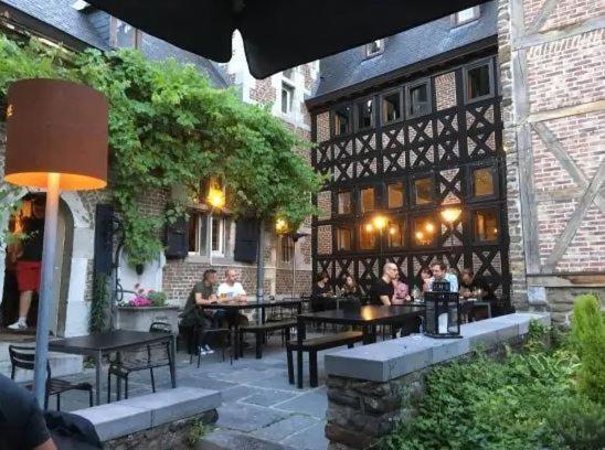 Ferienwohnung La Cave De Nana Lüttich Exterior foto