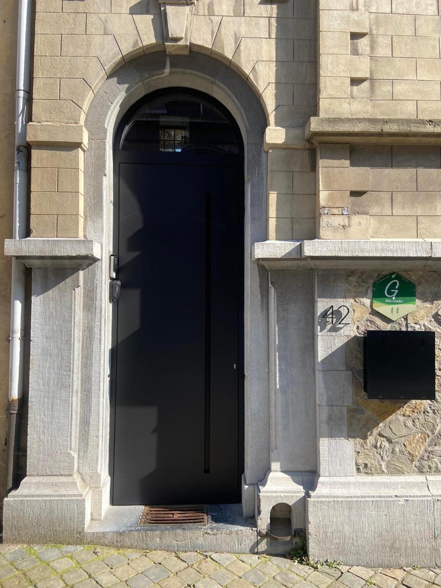 Ferienwohnung La Cave De Nana Lüttich Exterior foto